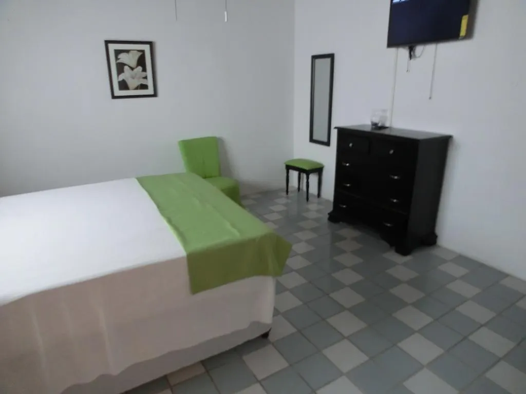 Kenwood Villa Suites 蒙特哥贝